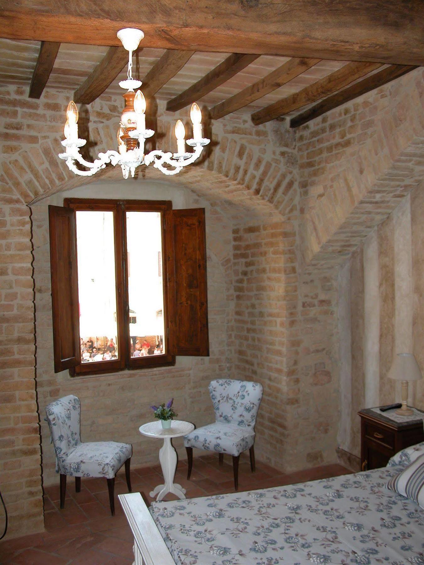 Al Pozzo Dei Desideri Hotel ซานจีมิญญาโน ภายนอก รูปภาพ